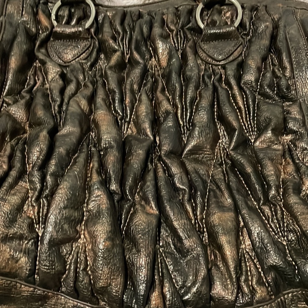 Buckle Purse. - Picture 2 of 4